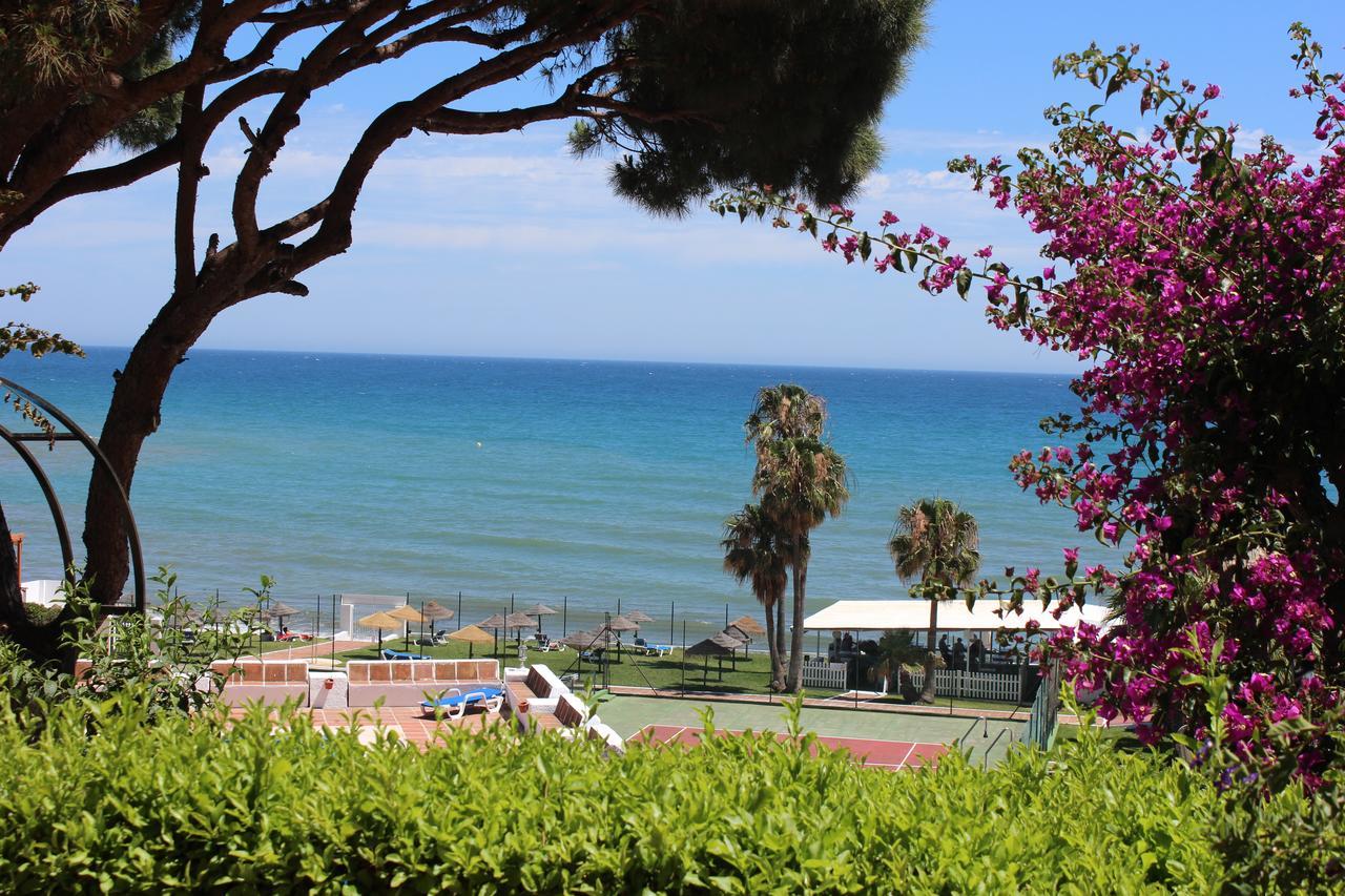 Mansion Alhamar - 2 Bedroom, Frontline Beach, Mountain Views, Full Size Pool, Tennis Courts, Close To Shops, On-Site Bar & Chiringuito Sitio de Calahonda Dış mekan fotoğraf