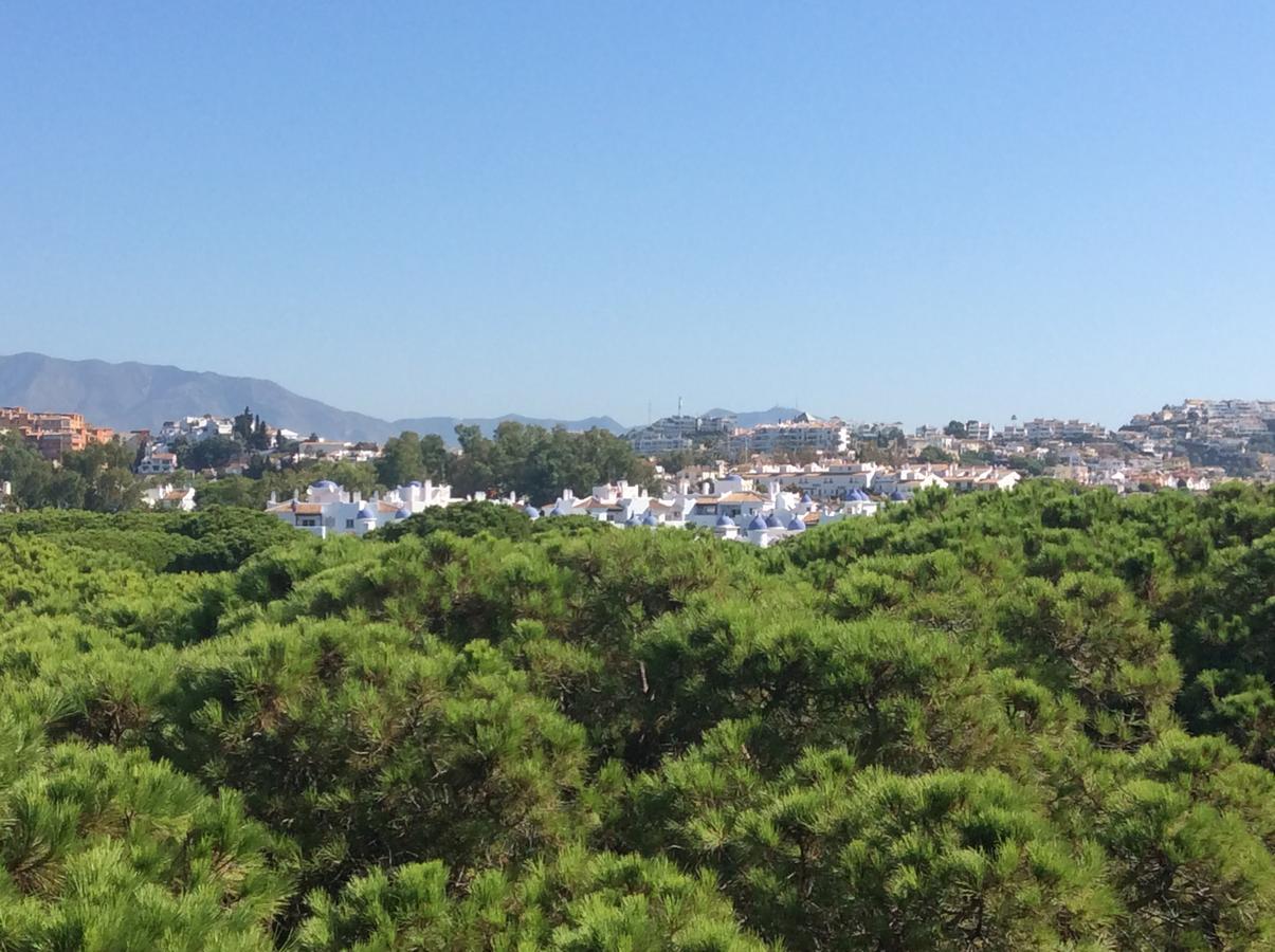 Mansion Alhamar - 2 Bedroom, Frontline Beach, Mountain Views, Full Size Pool, Tennis Courts, Close To Shops, On-Site Bar & Chiringuito Sitio de Calahonda Dış mekan fotoğraf